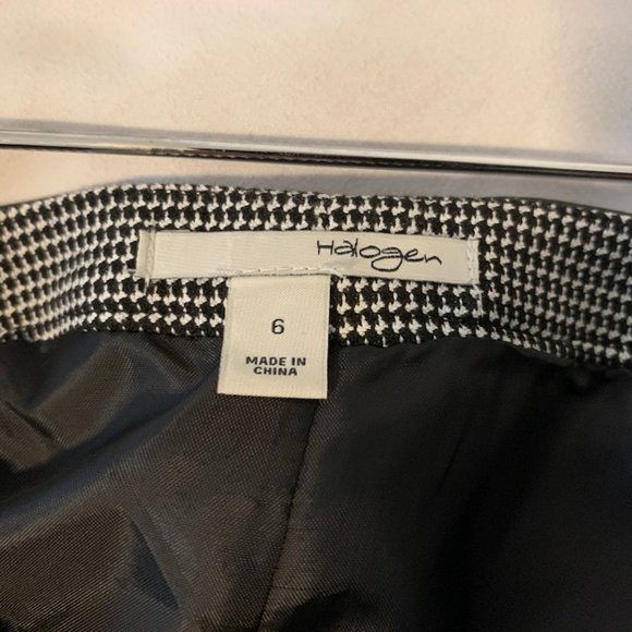 Halogen A lined skirt with faux leather details - Picture 4 of 6